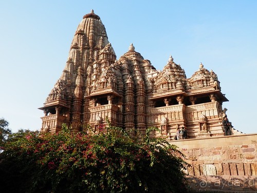 Эротические храмы Кхаджурахо