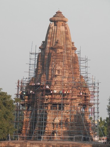 Эротические храмы Кхаджурахо