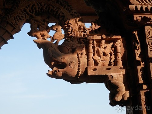 Эротические храмы Кхаджурахо