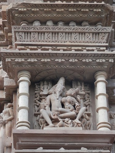 Эротические храмы Кхаджурахо