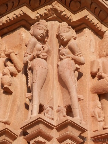 Эротические храмы Кхаджурахо