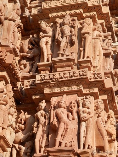 Эротические храмы Кхаджурахо