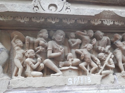 Эротические храмы Кхаджурахо