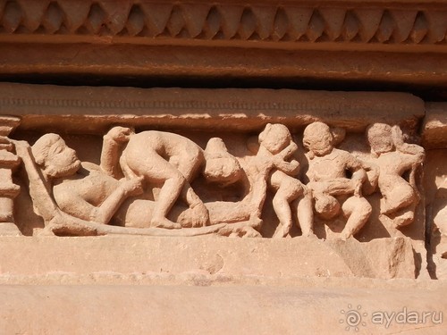 Эротические храмы Кхаджурахо