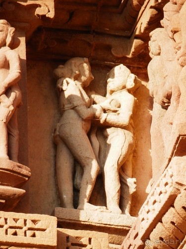 Эротические храмы Кхаджурахо