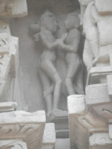 Эротические храмы Кхаджурахо