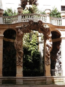 Генуя - дворцы и панорама