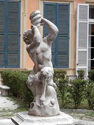 Генуя - дворцы и панорама