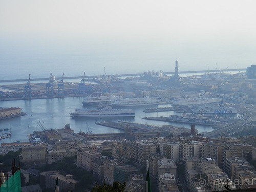 Генуя - дворцы и панорама
