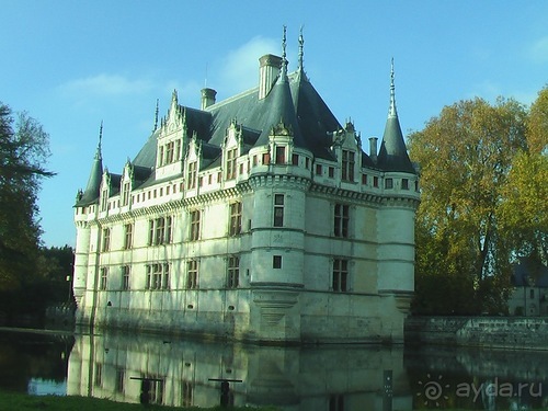 Замки Луары: Вилландри - Азей ле Ридо - Юссе - Шинон - Сомур