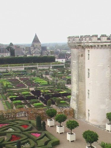 Замки Луары: Вилландри - Азей ле Ридо - Юссе - Шинон - Сомур