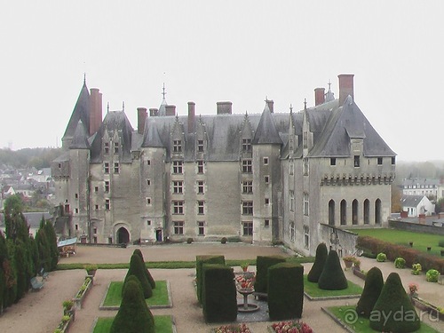 Замки Луары: Вилландри - Азей ле Ридо - Юссе - Шинон - Сомур