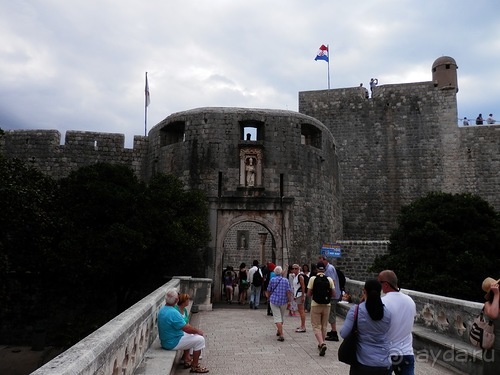 Дубровник - между Ялтой и Бари