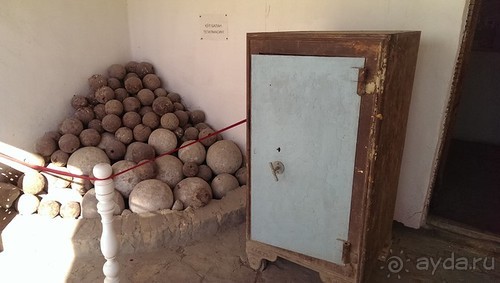 Продолжаю прогулку по Бухаре