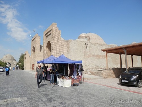 Продолжаю прогулку по Бухаре