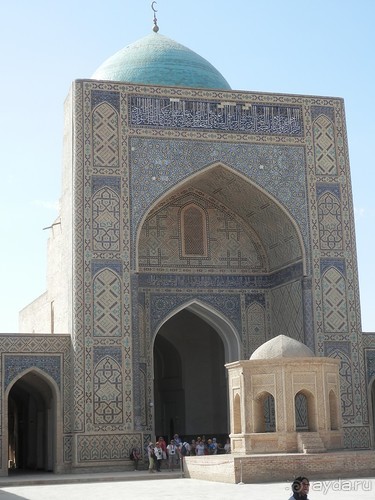 Продолжаю прогулку по Бухаре