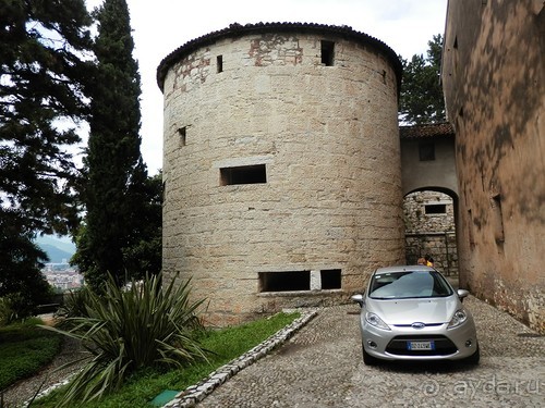 Замок в Брешиа и немного по городу