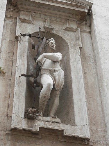 Замок в Брешиа и немного по городу