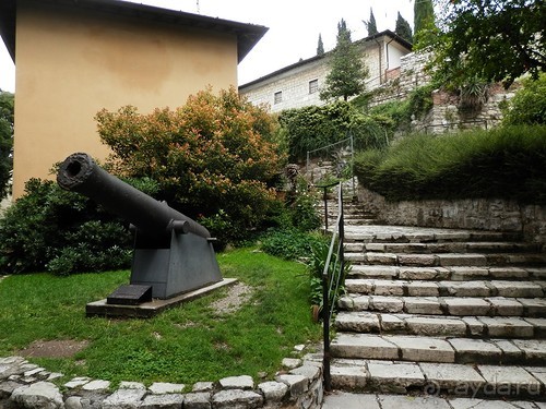 Замок в Брешиа и немного по городу