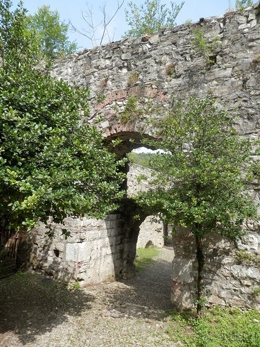 Замок в Брешиа и немного по городу