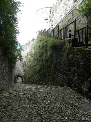 Замок в Брешиа и немного по городу