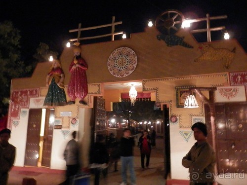 Джайпур - дворец магараджей, магазины и этническая деревня