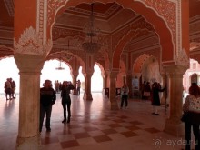 Джайпур - дворец магараджей, магазины и этническая деревня