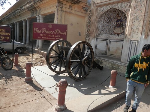 Джайпур - дворец магараджей, магазины и этническая деревня