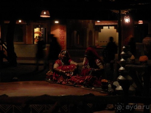 Джайпур - дворец магараджей, магазины и этническая деревня