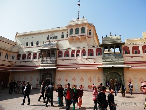 Джайпур - дворец магараджей, магазины и этническая деревня