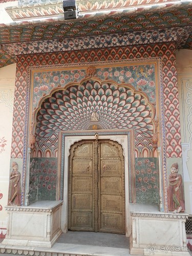 Джайпур - дворец магараджей, магазины и этническая деревня