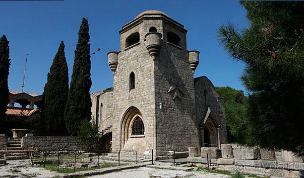 Наш отдых на острове рыцарей-ионитов