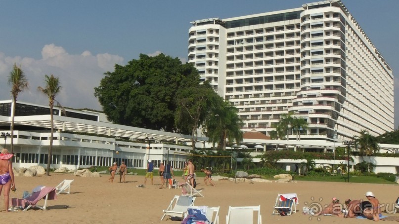 Территория отеля супер!