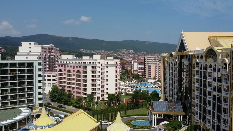 Впечатления 50%/ на 50% хорошие и плохие одновременно.