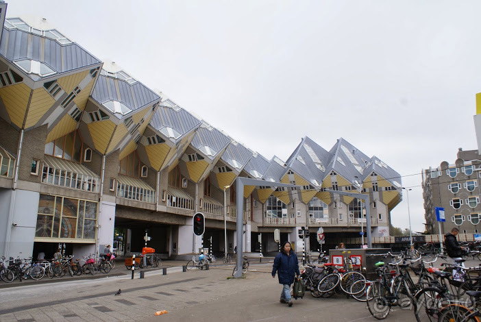 История одного путешествия. Бельгия и Голландия. Роттердам