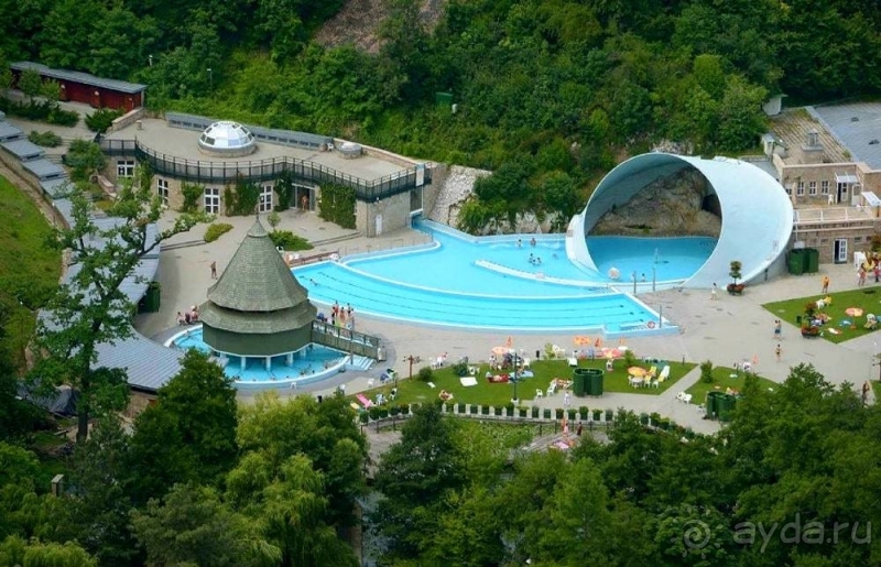 Мишкольц-Тапольца. Это Венгрия!  В гостях у подземных гномов, купальня в горе.