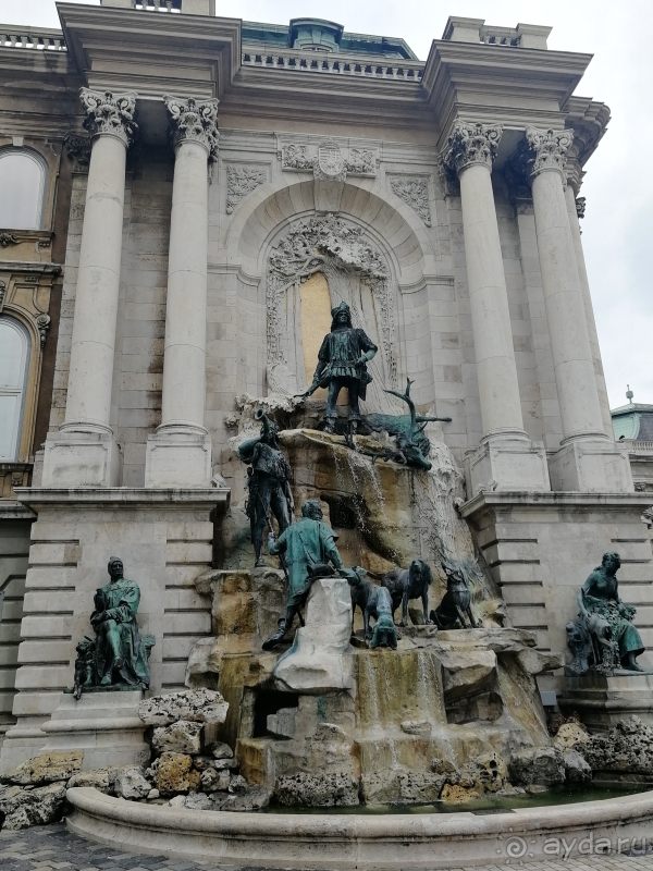 Будапешт. Это Венгрия.  Буда и крепость - 