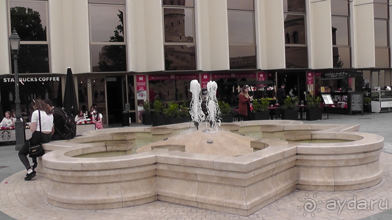 Будапешт. Это Венгрия.  Буда и крепость - 