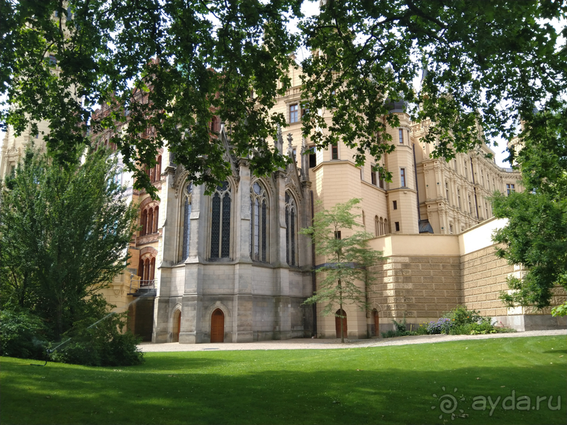 Мекленбург-Передняя Померания, Германия. Шверин -замковый парк.