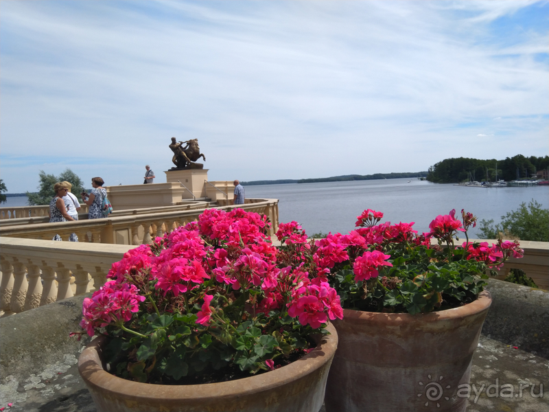 Мекленбург-Передняя Померания, Германия. Шверин -замковый парк.