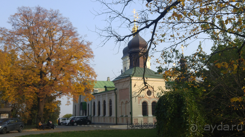 Альбом отзыва "Киев, Ботанический сад. Весна-лето, осень-зима, а в середине Вечность! Вечность - Ионинского монастыря."