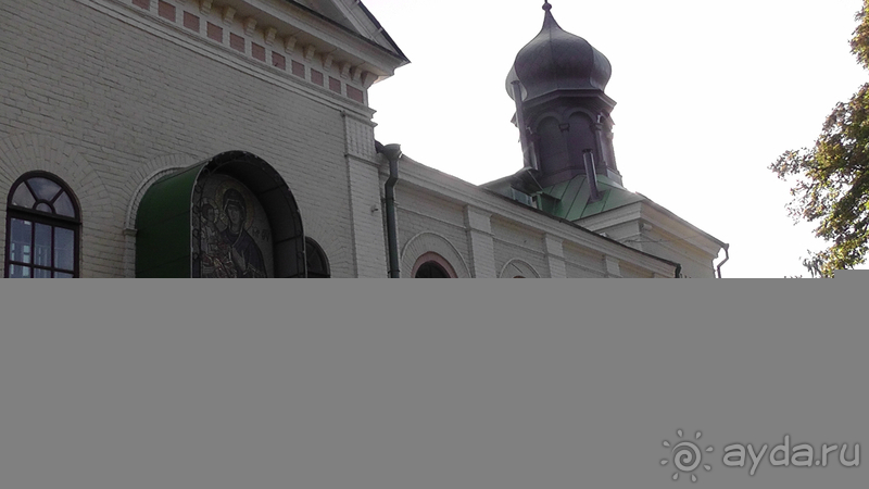 Киев, Ботанический сад. Весна-лето, осень-зима, а в середине Вечность! Вечность - Ионинского монастыря.