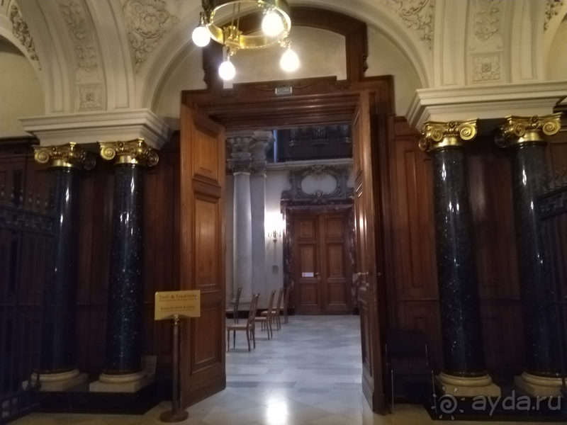 Берлин, Германия. Собор Берлинендом на Музейном острове.