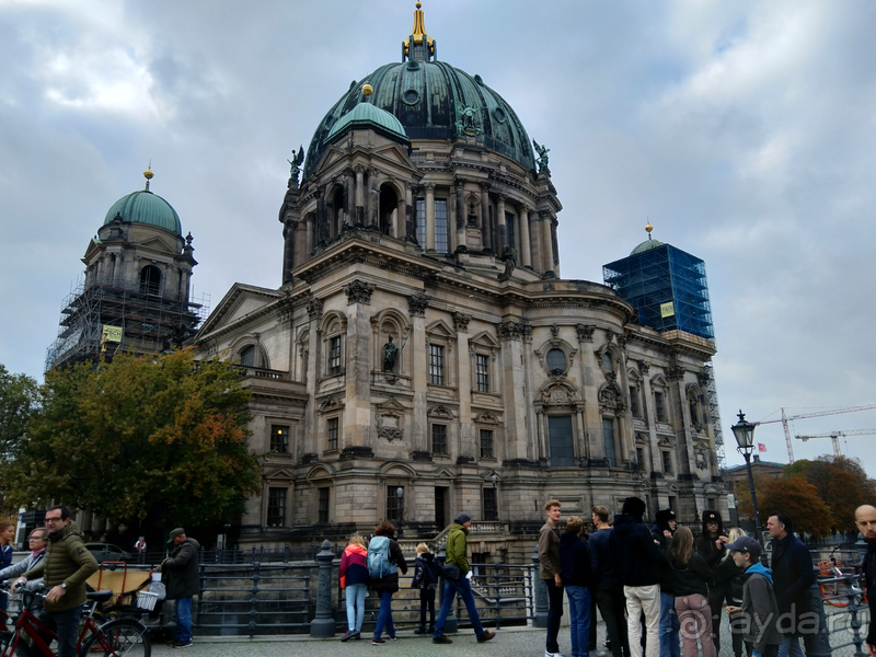 Берлин, Германия. Собор Берлинендом на Музейном острове.