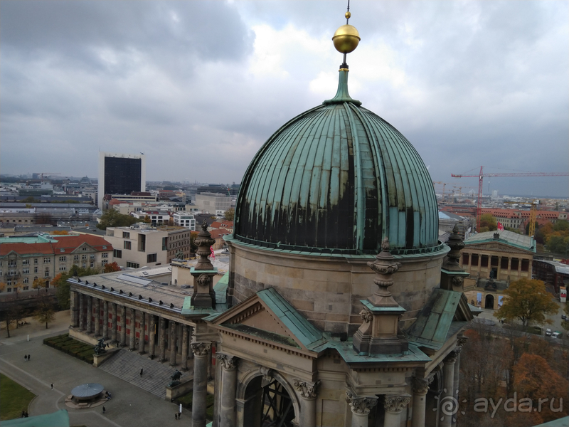 Берлин, Германия. Собор Берлинендом на Музейном острове.