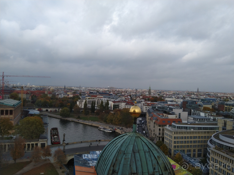 Берлин, Германия. Собор Берлинендом на Музейном острове.