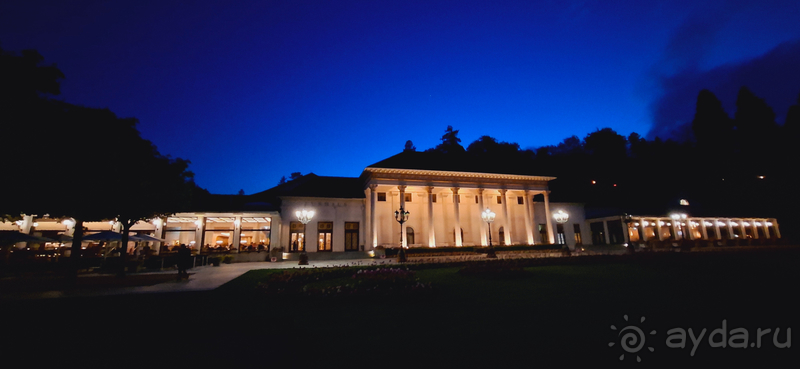 Альбом отзыва "Баден-Баден, Германия. «Есть на земле прекрасный уголок...». Ночной город."