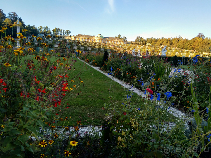 Альбом истории "Потсдам, Германия. Дворцы и парк «Сан-Суси». Часть I."