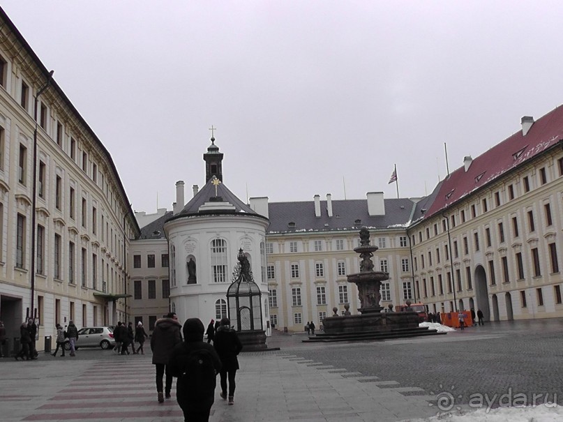 Прага - черный лебедь над Влтавой