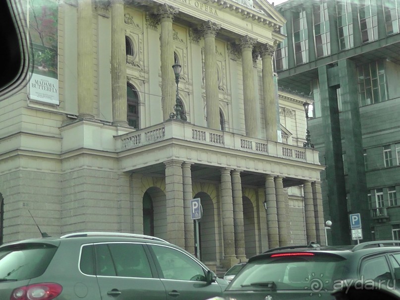 Прага - черный лебедь над Влтавой